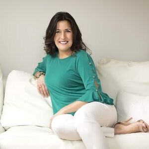 Meet your Posher, Joni